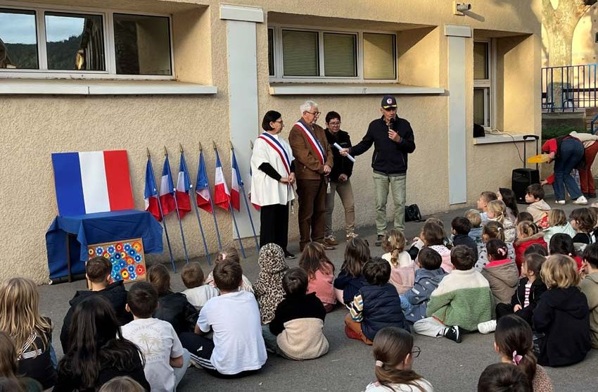 Souvenir français ecoles